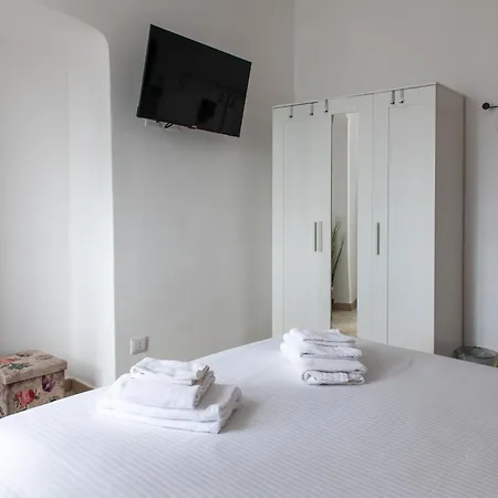 Maison d'hôtes Stazione Piazza Principe - In Centro Citta